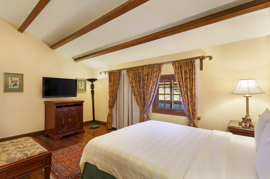 Deluxe Suites