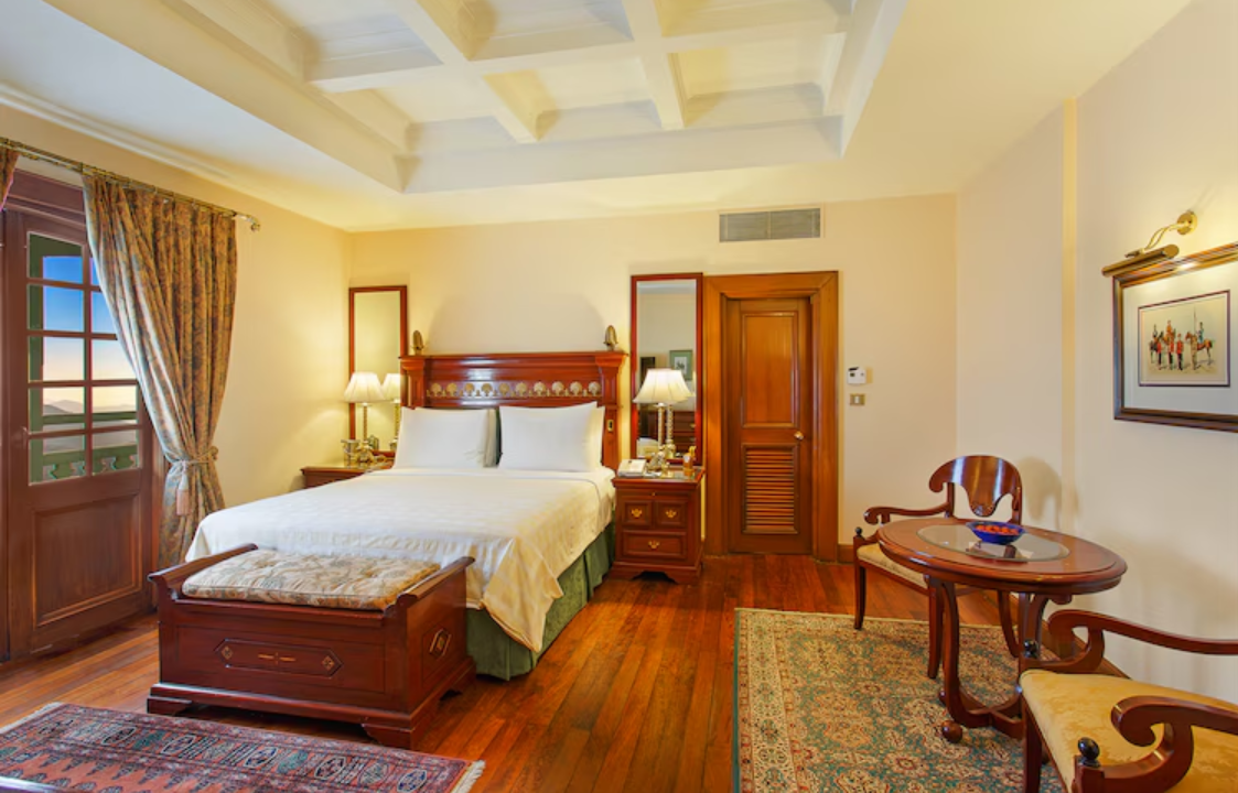 Luxury Suites