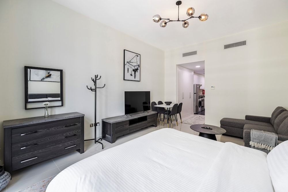 Studio Huge Balcony Loreto 1 Damac Hills