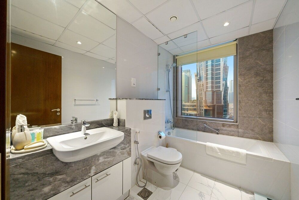 Manzil - 1 BR Apt in Noora Tower w Canal Views