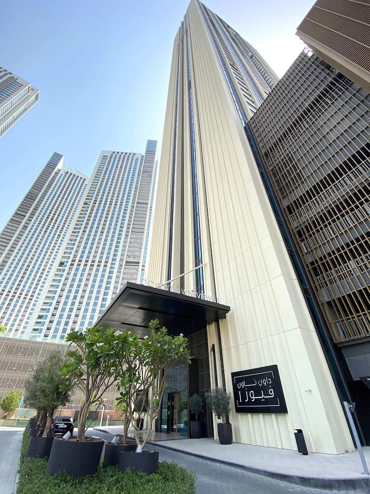 Silkhaus Modern Downtown Heart in High Floor