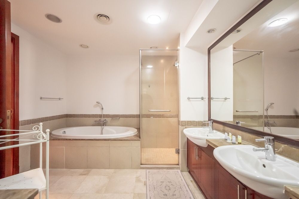 Stylish Urban 1BR Gem in Fairmont-90AB2
