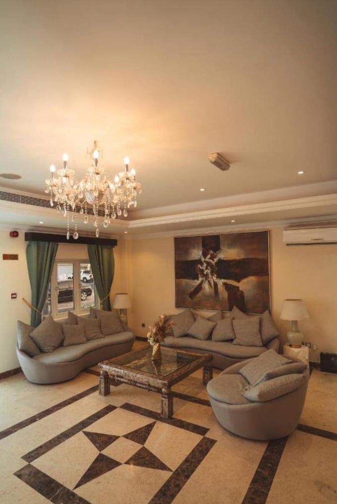 Royal Prestige Hotel