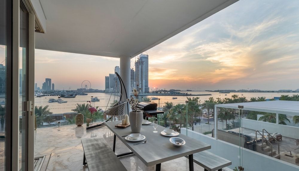 Manzil - 4BR | FIVE Palm | Private Pool & Beach