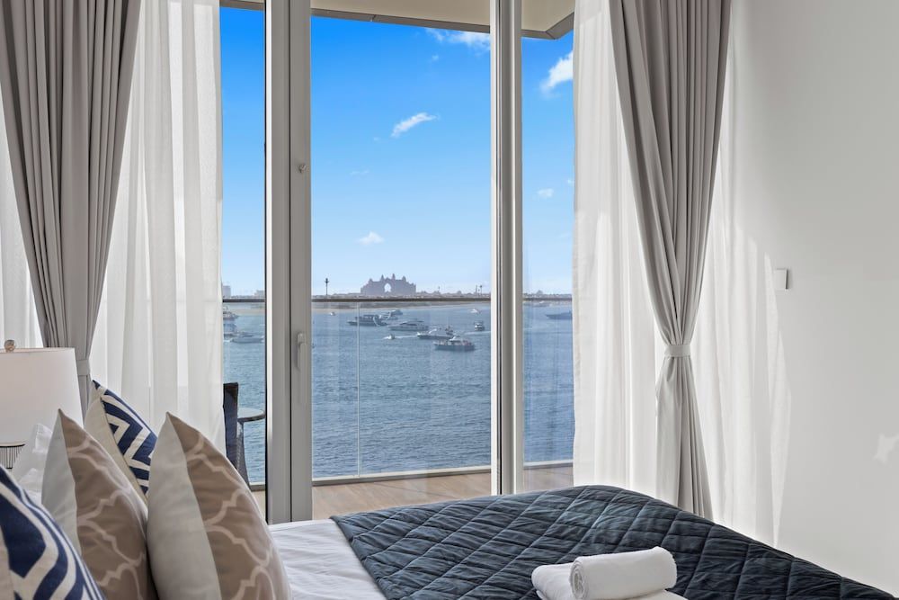 YOUR STAY Apartments Luxury Beachfront Living Signature Apartment, 2 Bedrooms, Balcony, Sea View 20