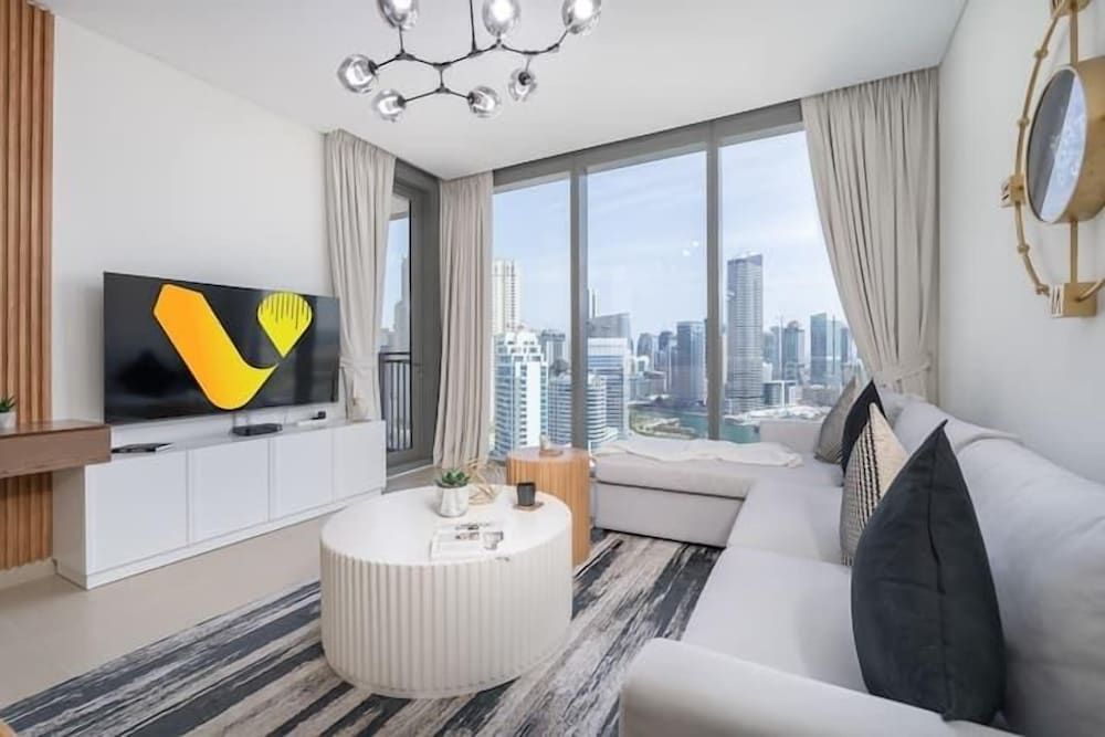 Vogue | 52|42 Marina near Ain Dubai | JBR Beach