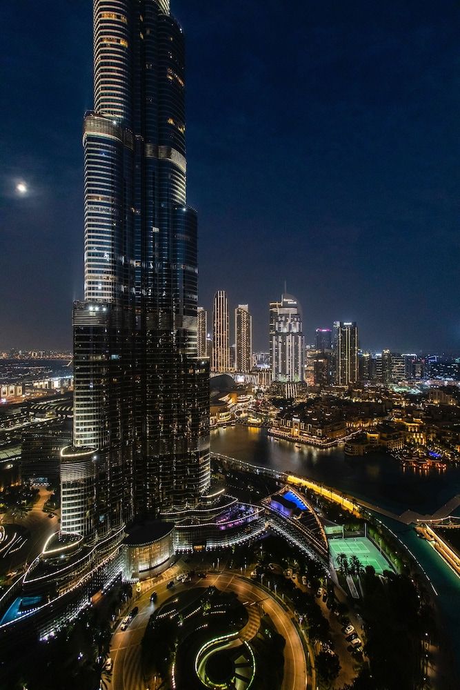 Deluxe 2BR Burj Khalifa & Fountain View