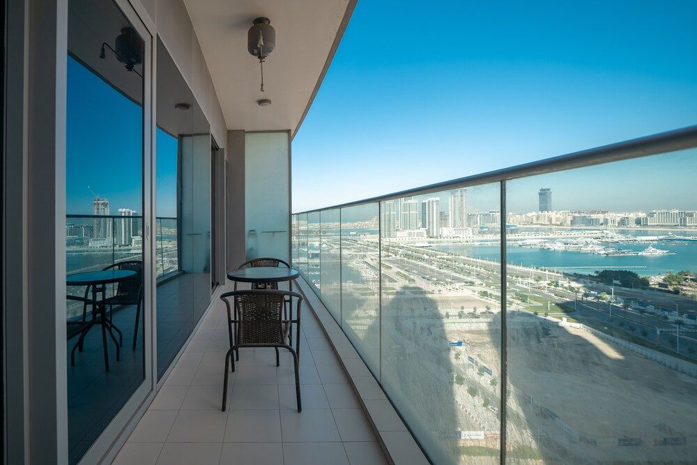 Exquisite 1BR Haven Partial Sea View