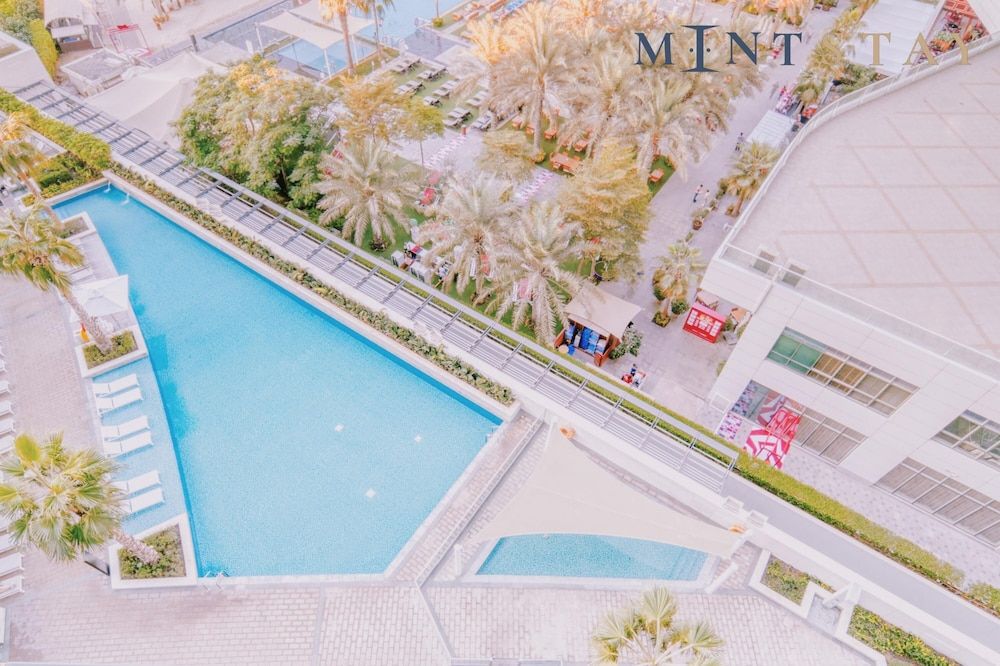 Address JBR Beachfront Living w Ain Dubai View