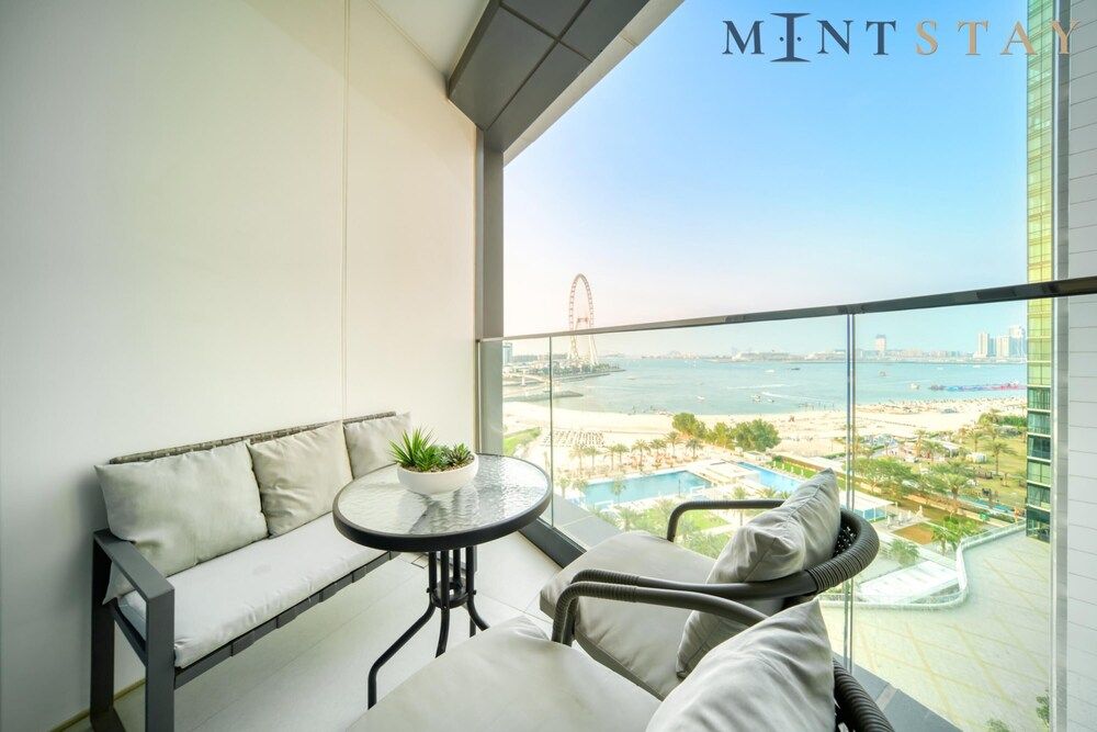 Address JBR Beachfront Living w Ain Dubai View