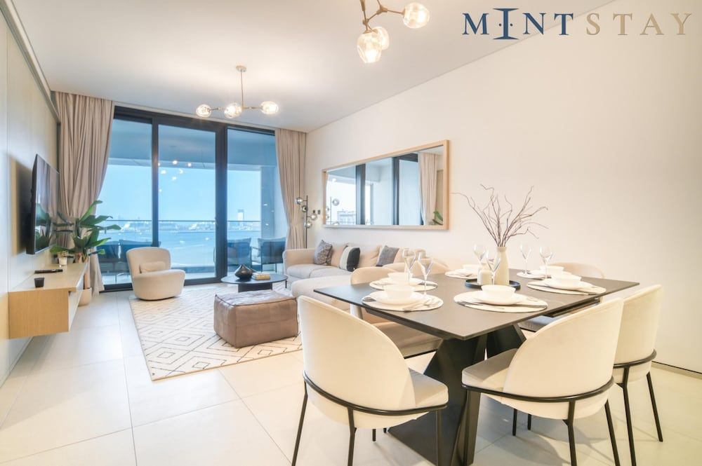 Address JBR Beachfront Living w Ain Dubai View