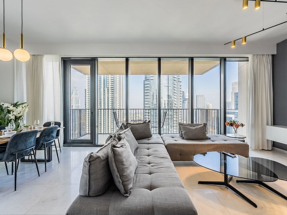 Spacious Apt With Spectacular Burj Khalifa Views