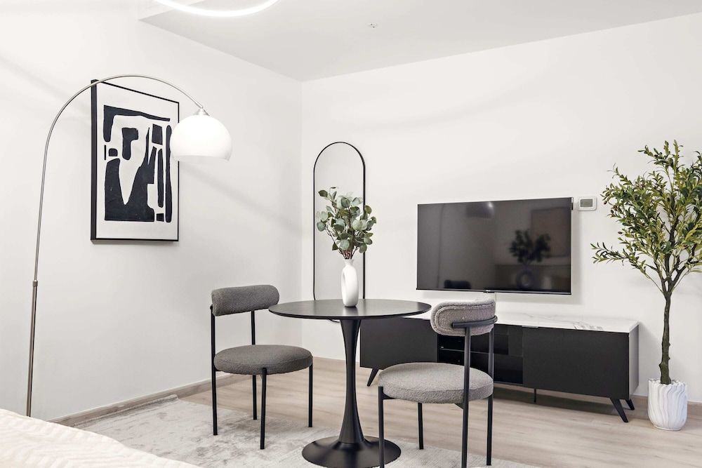 Silkhaus Millennium Executive Tower