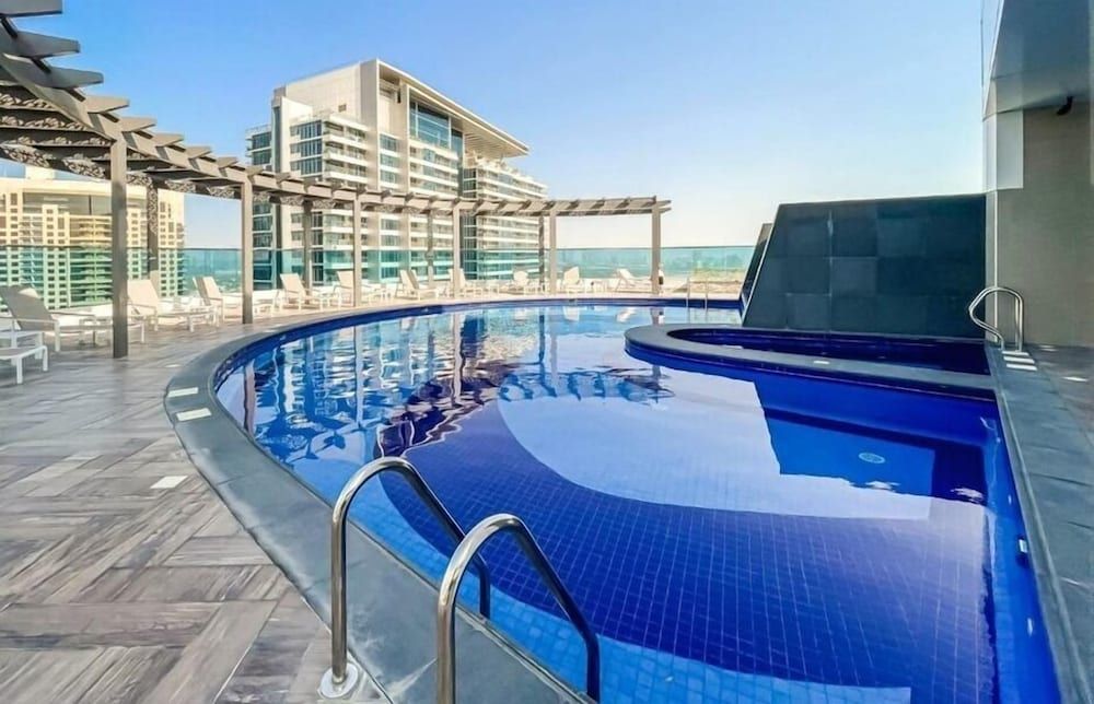 Bay Gem With Panoramic Burj Khalifa and Canal View
