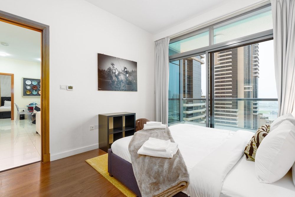 Vacay Lettings - Iris Blue