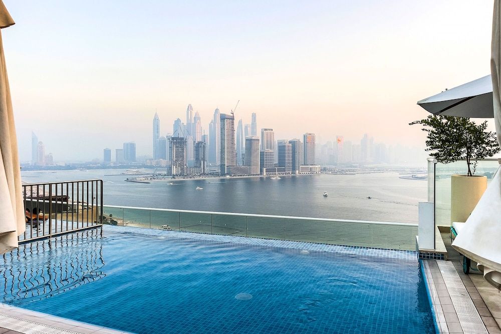 New 1BR with beautiful sea view