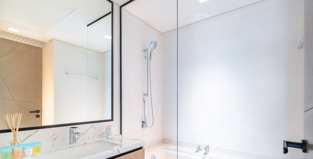 LUX  The Palace Residence Suite