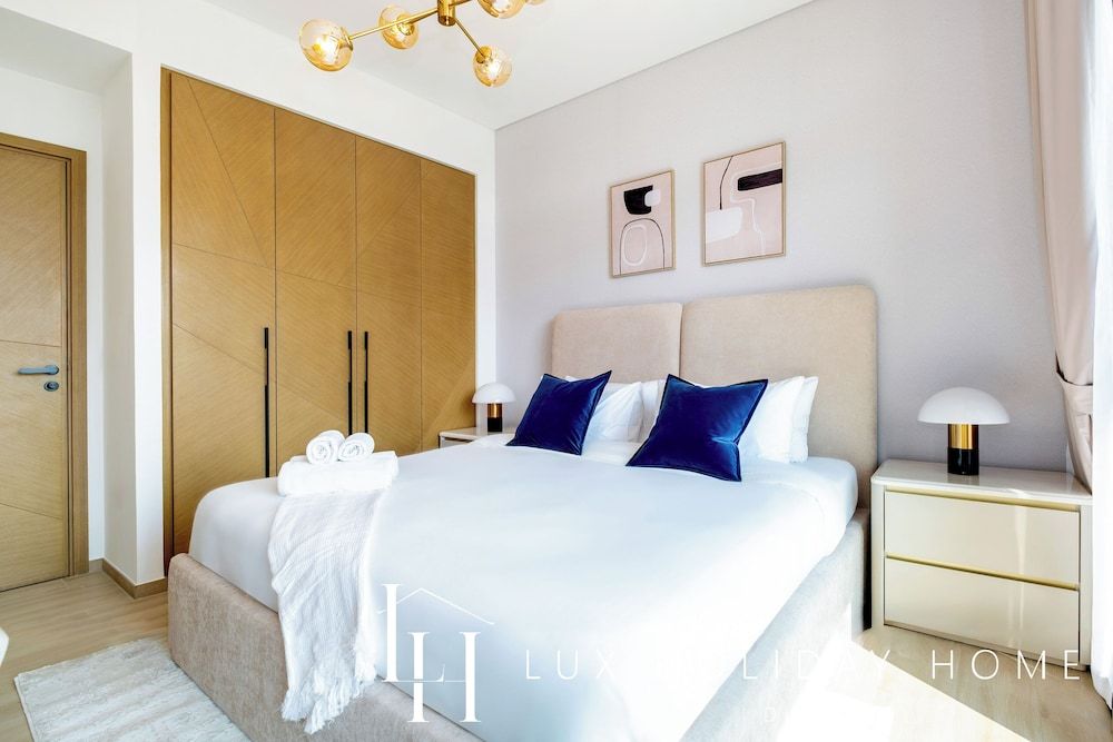 LUX  The Palace Residence Suite