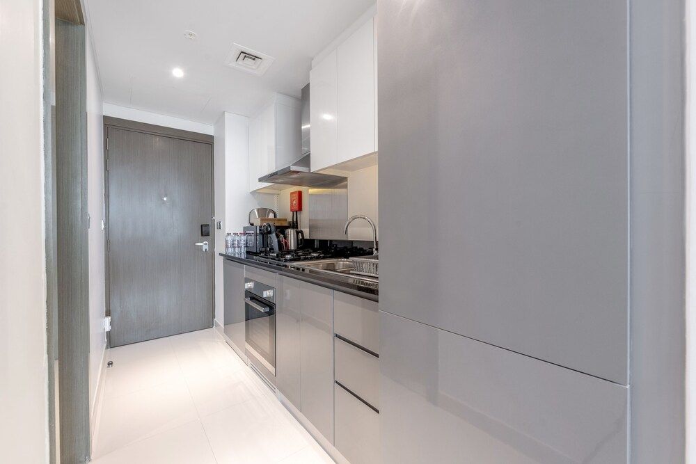 Downtown Ultra Luxury Studio Suites
