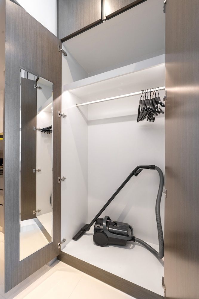 Downtown Ultra Luxury Studio Suites