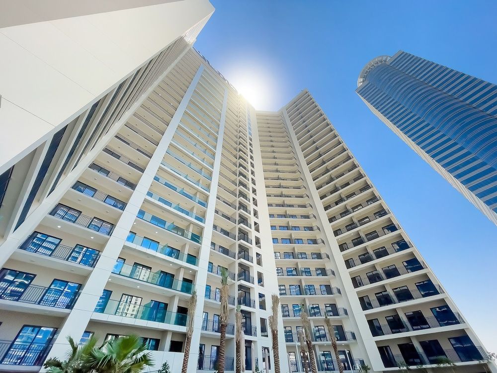 Zada Tower 1BR with Dubai Canal view