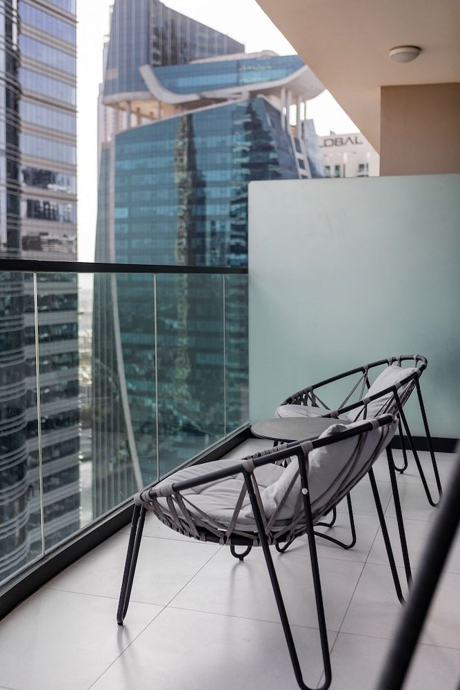 Zada Tower 1BR with Dubai Canal view