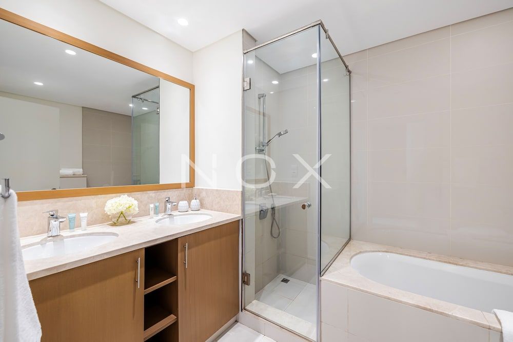 Stunning 3BR BLVD Crescent