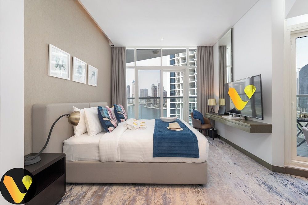 Deluxe Studio, Non Smoking, Canal View