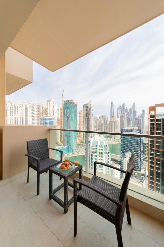 DXB - JW Marriott Dubai Marina - 2014 - DM