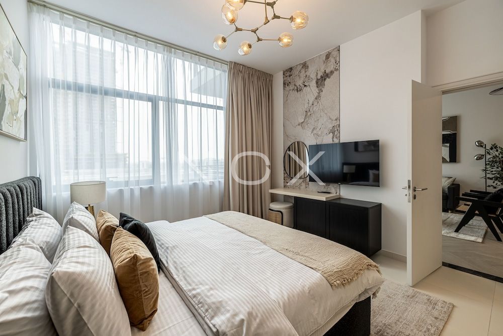High Floor 1BR Wilton Park Residence MBR