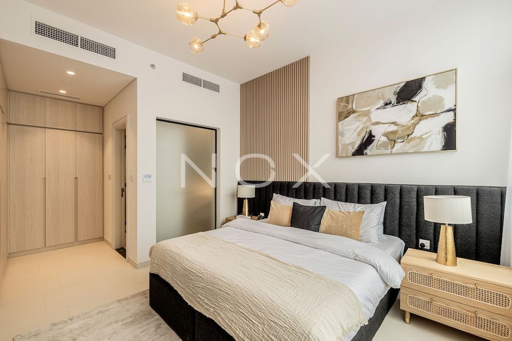 High Floor 1BR Wilton Park Residence MBR