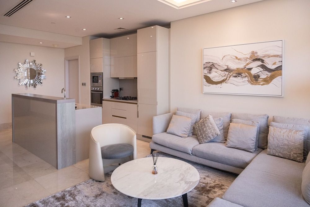 Palm Perfection 3BR with Private Beach