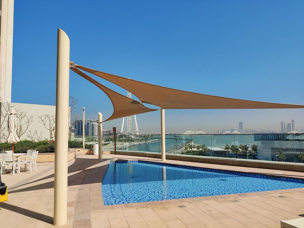 HiGuests -  Emaar 5242 Tower