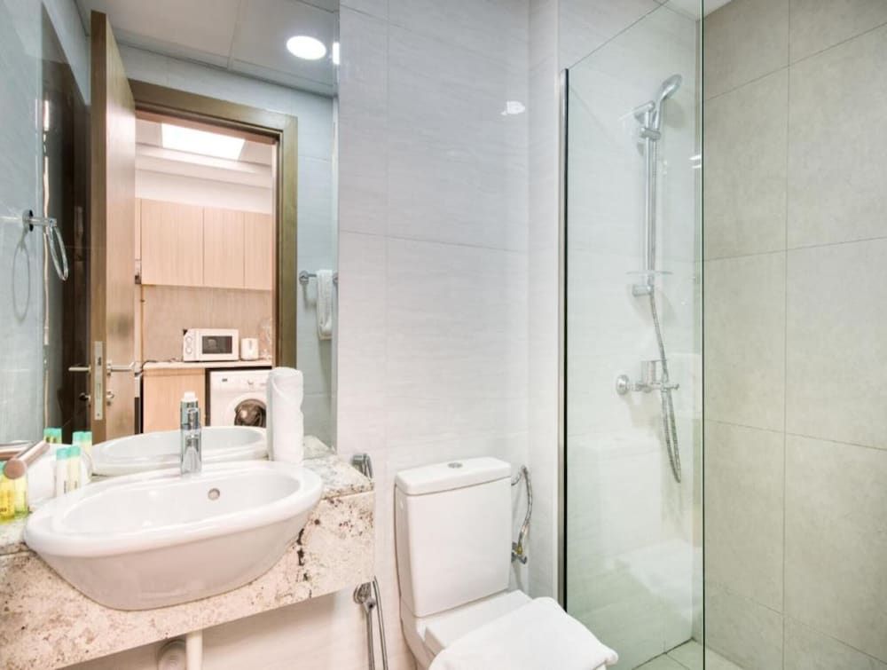 Gorgeous Posh Studio Apartment