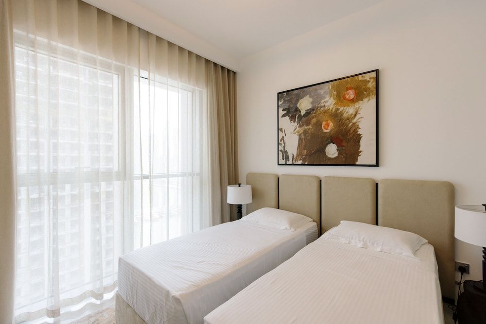 Beachfront Elegant 2BR Condo