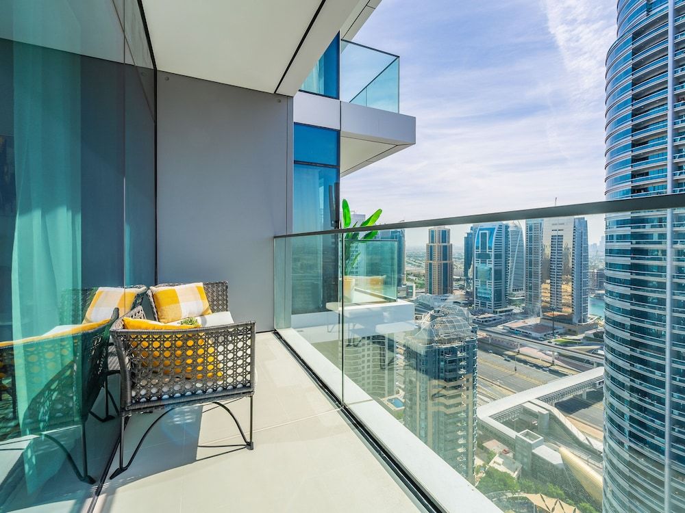 Hidden Gem Waterfront With Harbor View
