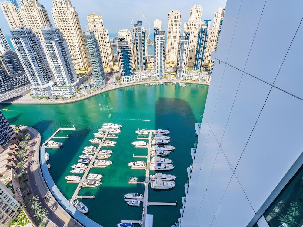 Hidden Gem Waterfront With Harbor View