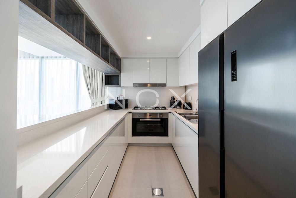 3BR High Floor Downtown Views 2- T1