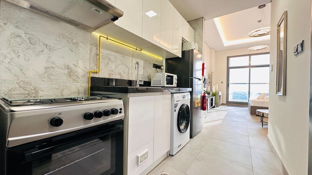 Luxury Studio Apartment Canal View Business Bay Free Parking by Belvilla