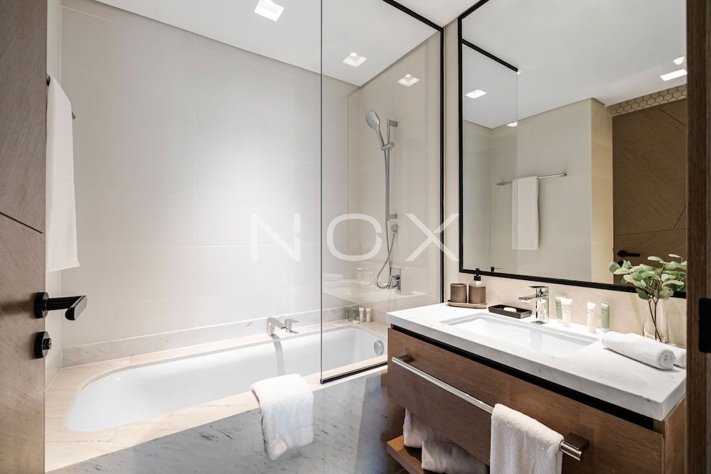 Luxury 2BR Palace Residence