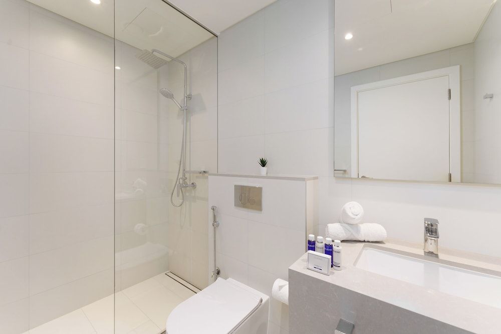 Maison Privee - Seaside JBR Living w/ Open Sea & Bluewaters Views Comfort Apartment, 3 Bedrooms, Sea View 17