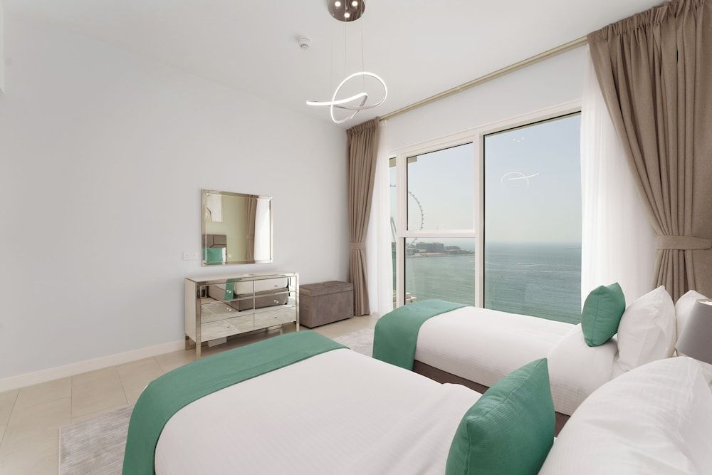Maison Privee - Seaside JBR Living w/ Open Sea & Bluewaters Views Comfort Apartment, 3 Bedrooms, Sea View 3