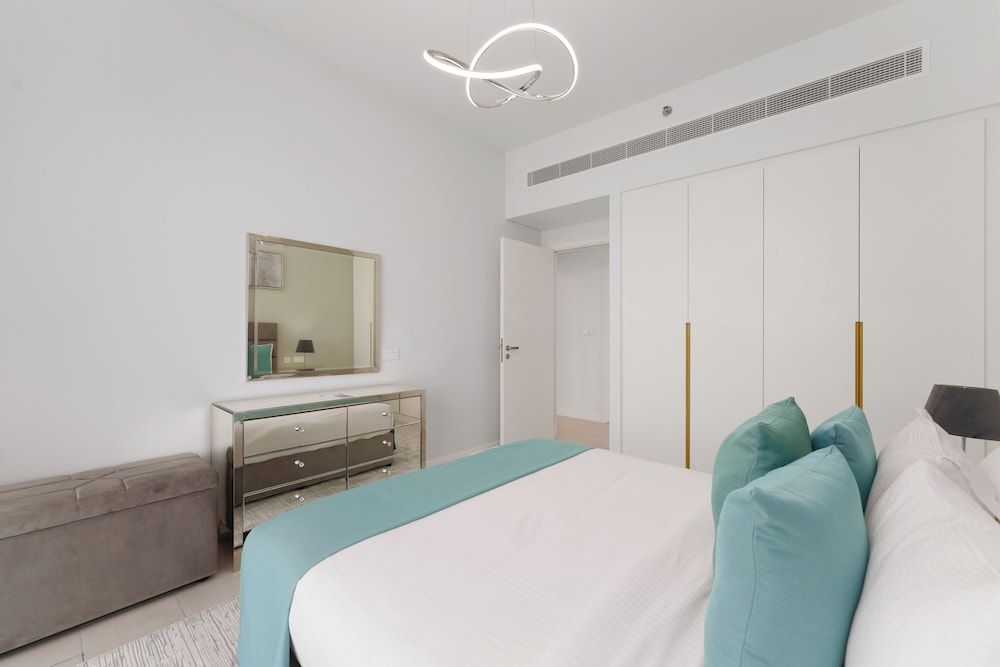 Maison Privee - Seaside JBR Living w/ Open Sea & Bluewaters Views Comfort Apartment, 3 Bedrooms, Sea View 6