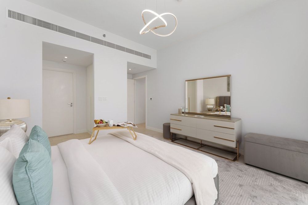 Maison Privee - Seaside JBR Living w/ Open Sea & Bluewaters Views Comfort Apartment, 3 Bedrooms, Sea View 2