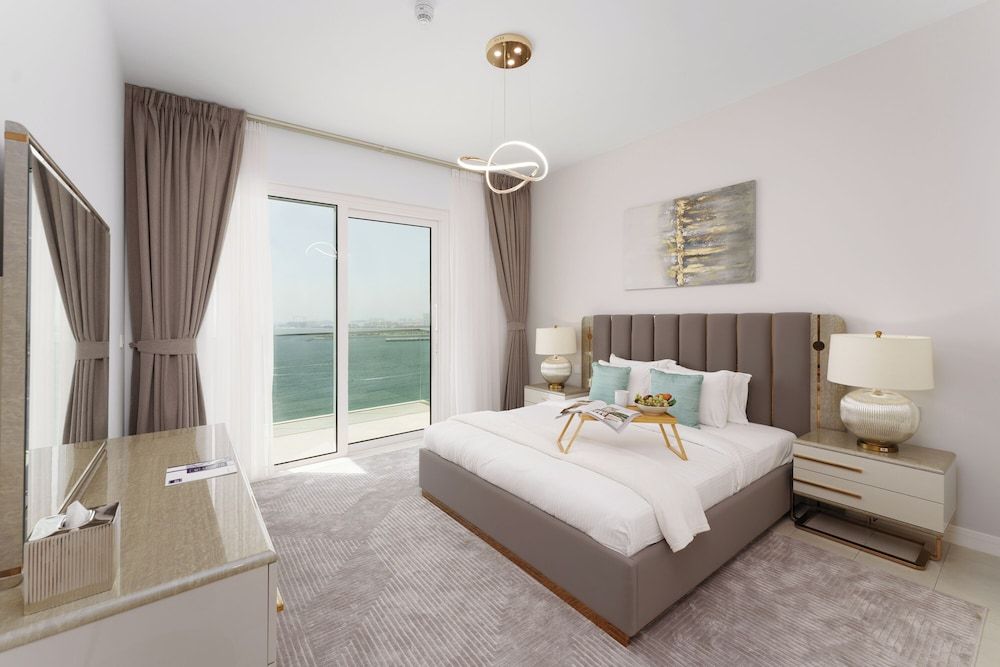 Maison Privee - Seaside JBR Living w/ Open Sea & Bluewaters Views Comfort Apartment, 3 Bedrooms, Sea View