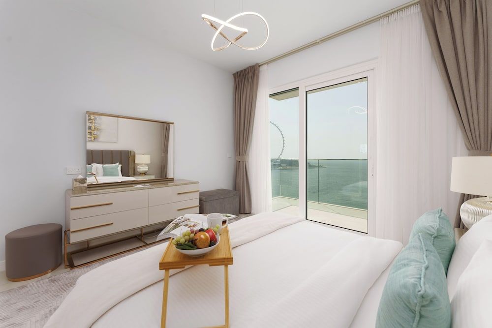 Maison Privee - Seaside JBR Living w/ Open Sea & Bluewaters Views Comfort Apartment, 3 Bedrooms, Sea View 9
