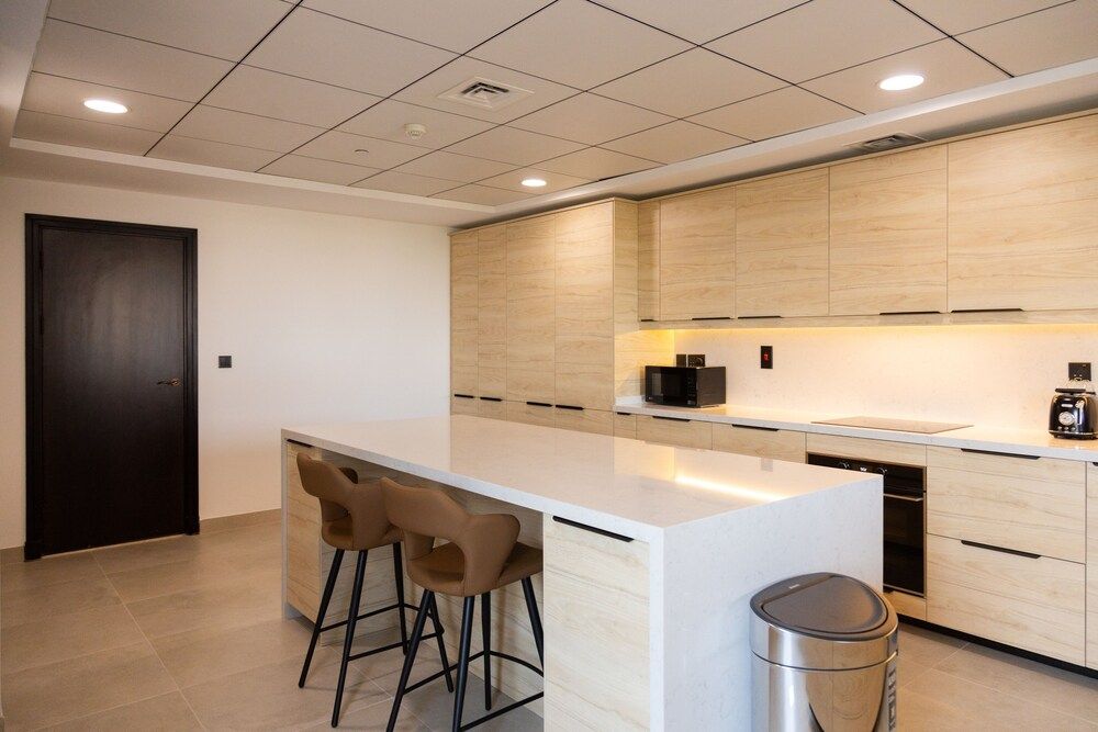 Lux 5BR Townhouse in Balqise Residence