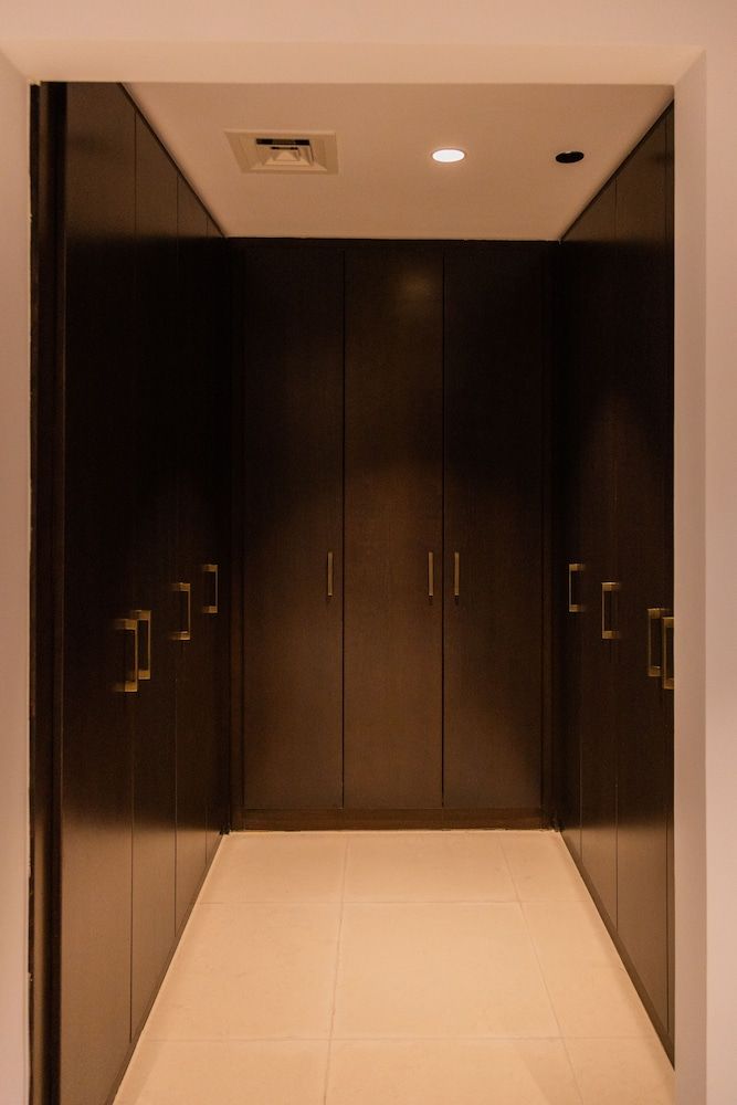 Lux 5BR Townhouse in Balqise Residence