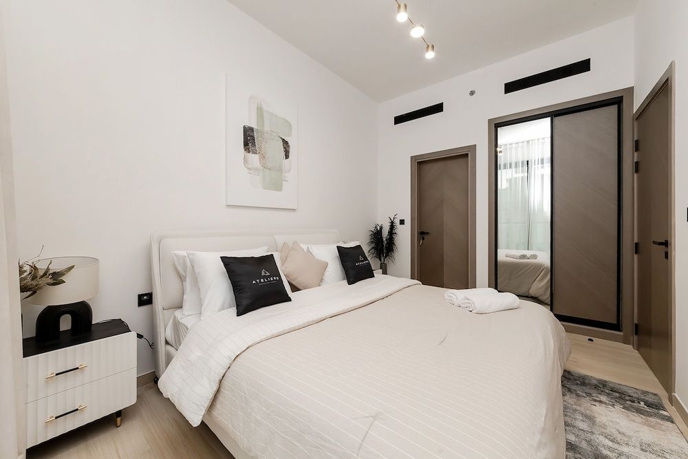 Modern 1BR in Binghatti Nova