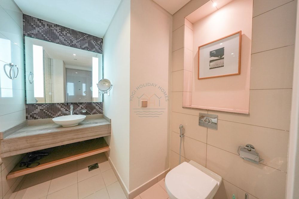 Yogi - Amazing 2BR Apt With Burj Khalifa Views